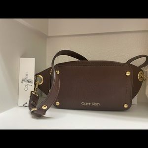 CALVIN KLEIN
Sonoma Belt Bag In Walnut/gold